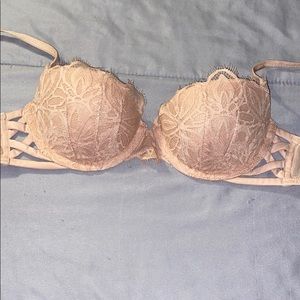 Pink Victoria’s Secret push up bra